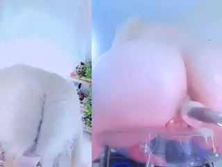 S i m o n e's Live Sex Cam Show