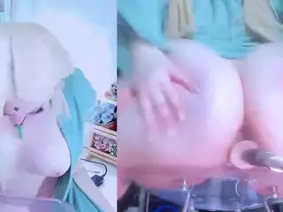 S i m o n e's Live Sex Cam Show