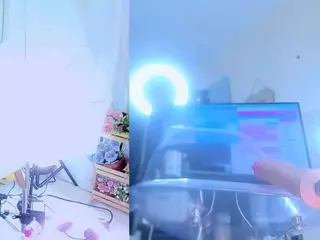 S i m o n e's Live Sex Cam Show