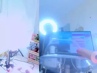 S i m o n e's Live Sex Cam Show