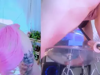 S i m o n e's Live Sex Cam Show