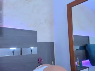 susan-jane's Live Sex Cam Show