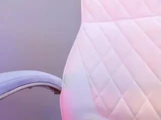 akura011's Live Sex Cam Show