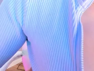 akura011's Live Sex Cam Show
