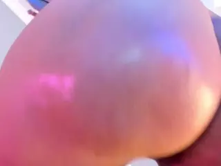 akura011's Live Sex Cam Show