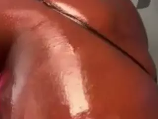 essenceblaque's Live Sex Cam Show