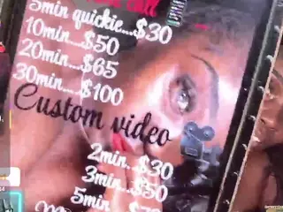 essenceblaque's Live Sex Cam Show