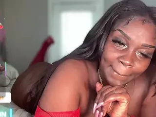 essenceblaque's Live Sex Cam Show