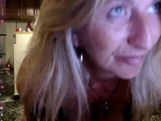JennaDeluxe's Live Sex Cam Show