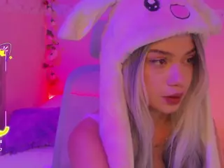 forbidden-candy's Live Sex Cam Show