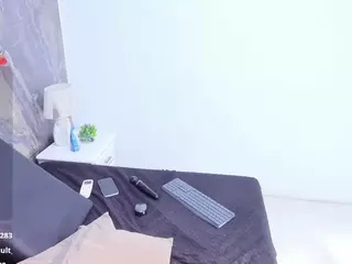 laurasaenz01's Live Sex Cam Show