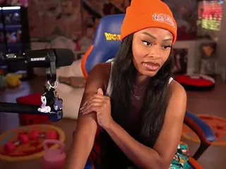 OTC Zia's Live Sex Cam Show