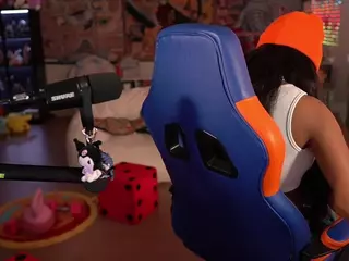 OTC Zia's Live Sex Cam Show