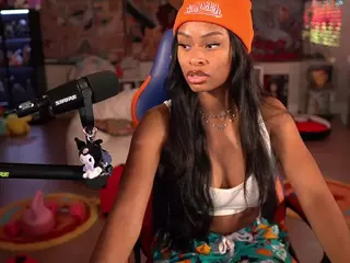OTC Zia's Live Sex Cam Show