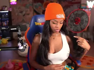 OTC Zia's Live Sex Cam Show