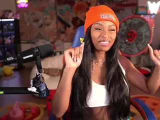 OTC Zia's Live Sex Cam Show