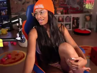 OTC Zia's Live Sex Cam Show