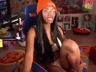 OTC Zia's Live Sex Cam Show