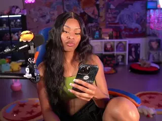 OTC Zia's Live Sex Cam Show