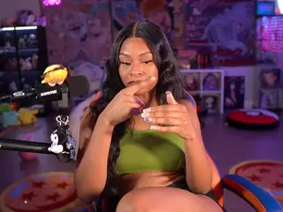 OTC Zia's Live Sex Cam Show
