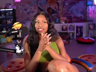 OTC Zia's Live Sex Cam Show