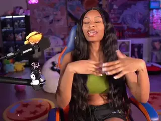 OTC Zia's Live Sex Cam Show