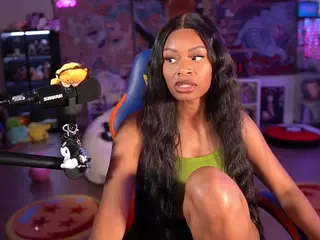 OTC Zia's Live Sex Cam Show