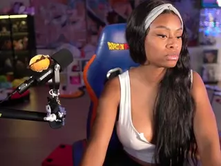OTC Zia's Live Sex Cam Show