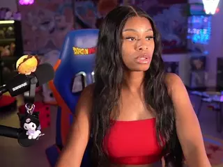 OTC Zia's Live Sex Cam Show