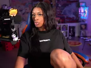 OTC Zia's Live Sex Cam Show
