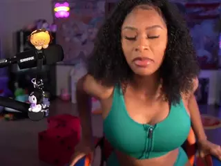OTC Zia's Live Sex Cam Show