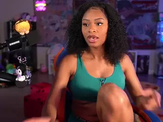 OTC Zia's Live Sex Cam Show