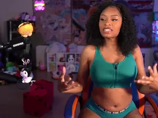 OTC Zia's Live Sex Cam Show