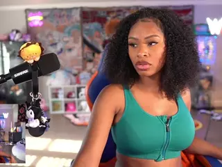 OTC Zia's Live Sex Cam Show