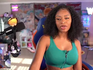 OTC Zia's Live Sex Cam Show
