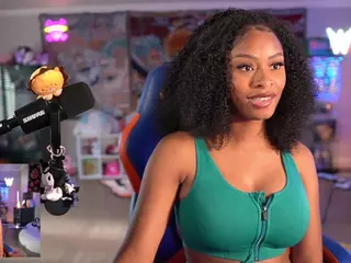 OTC Zia's Live Sex Cam Show