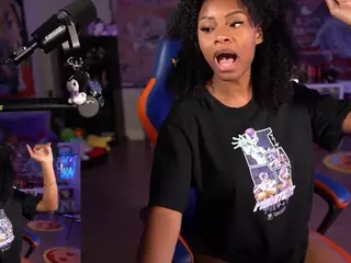 OTC Zia's Live Sex Cam Show