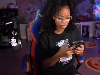 OTC Zia's Live Sex Cam Show