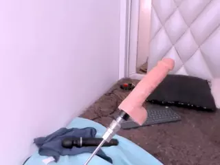 Dianamilf's Live Sex Cam Show