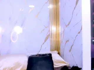 Dianamilf's Live Sex Cam Show