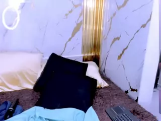 Dianamilf's Live Sex Cam Show