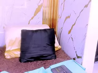 Dianamilf's Live Sex Cam Show