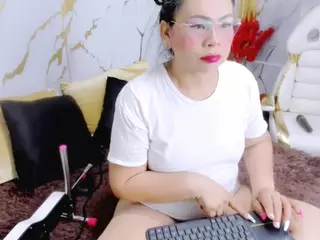 Dianamilf's Live Sex Cam Show