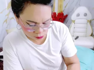 Dianamilf's Live Sex Cam Show
