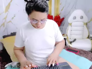 Dianamilf's Live Sex Cam Show