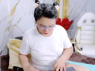 Dianamilf's Live Sex Cam Show