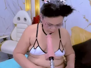 Dianamilf's Live Sex Cam Show