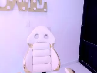 Dianamilf's Live Sex Cam Show