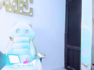 Dianamilf's Live Sex Cam Show