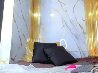 Dianamilf's Live Sex Cam Show